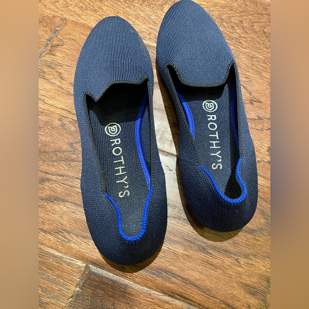 LIKE NEW - Rothy’s Loafer in Navy